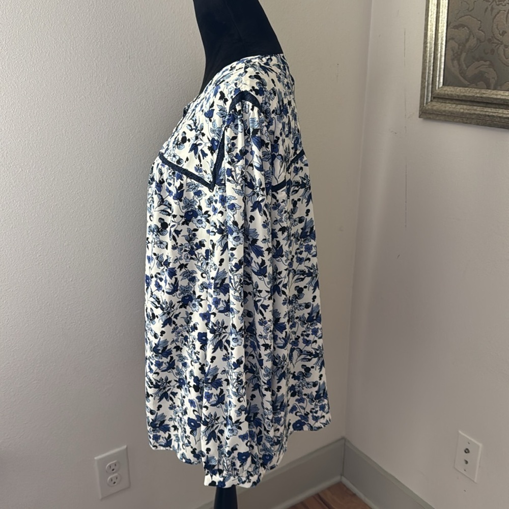 Talbots ivory blue floral print crochet trim‎ long sleeves top Sz 3X - Picture 3 of 6